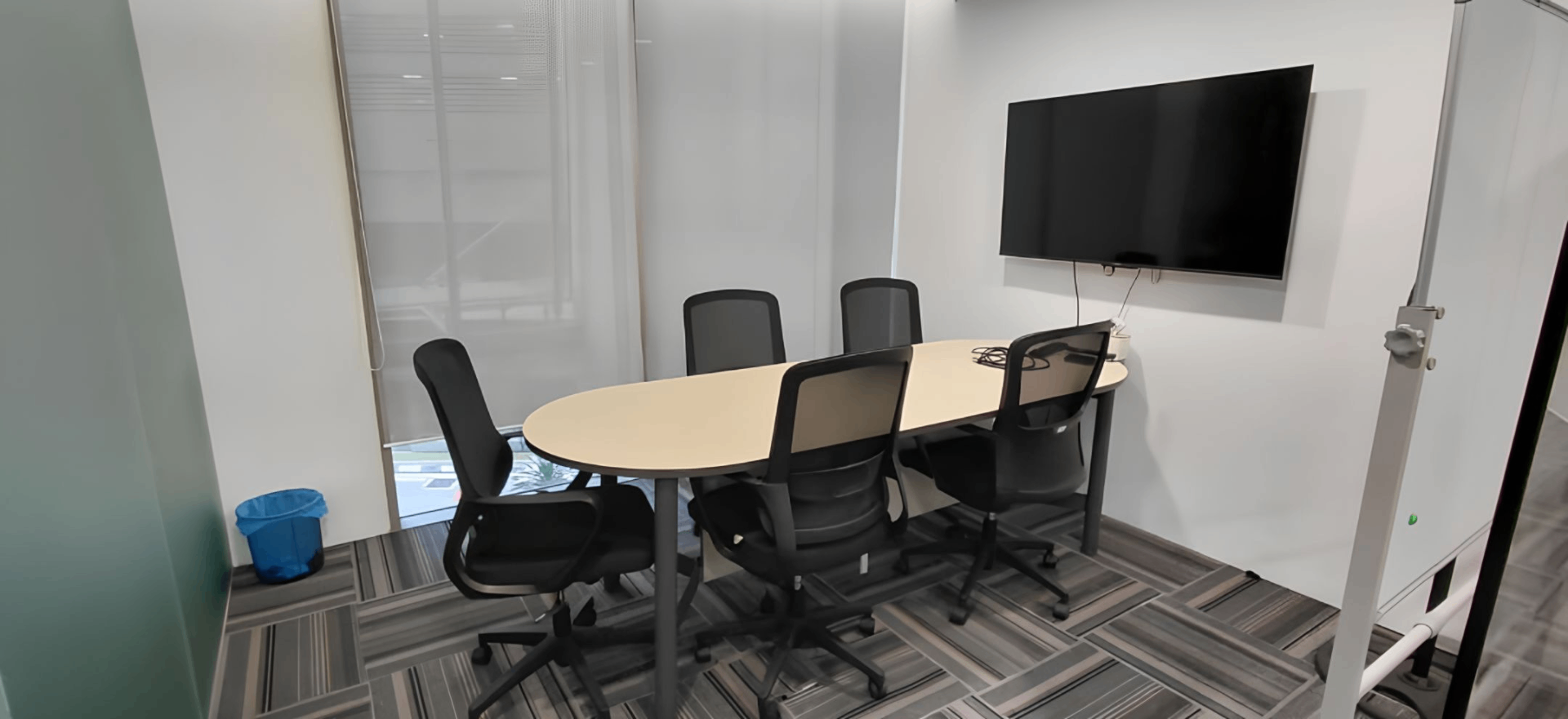 Small discussion room